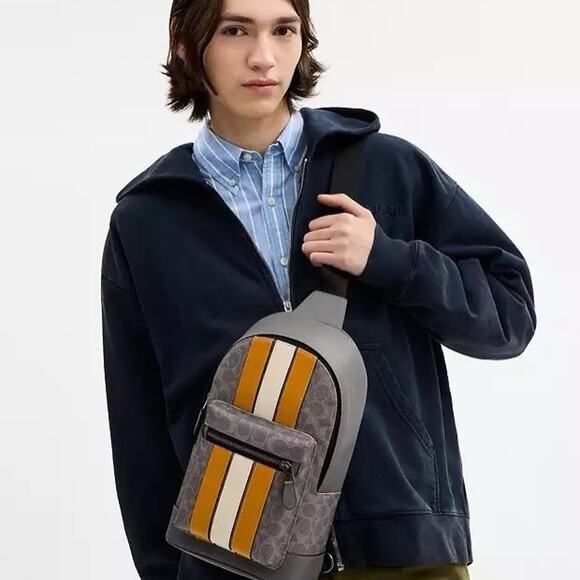 NWT Coach West Pack In Signature Canvas With Varsity Stripe CV923 - Picture 5 of 7